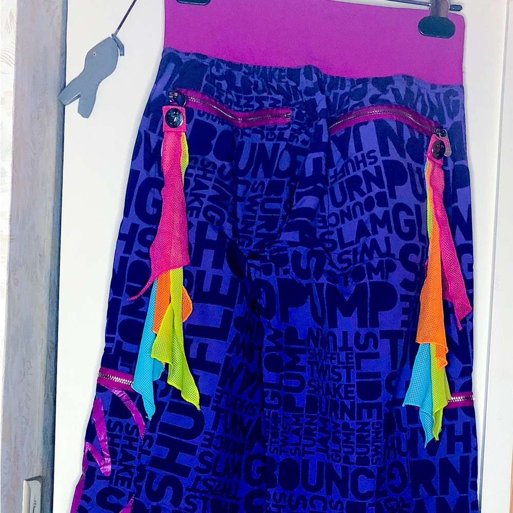 Zumba purple/pink cargo pants M
